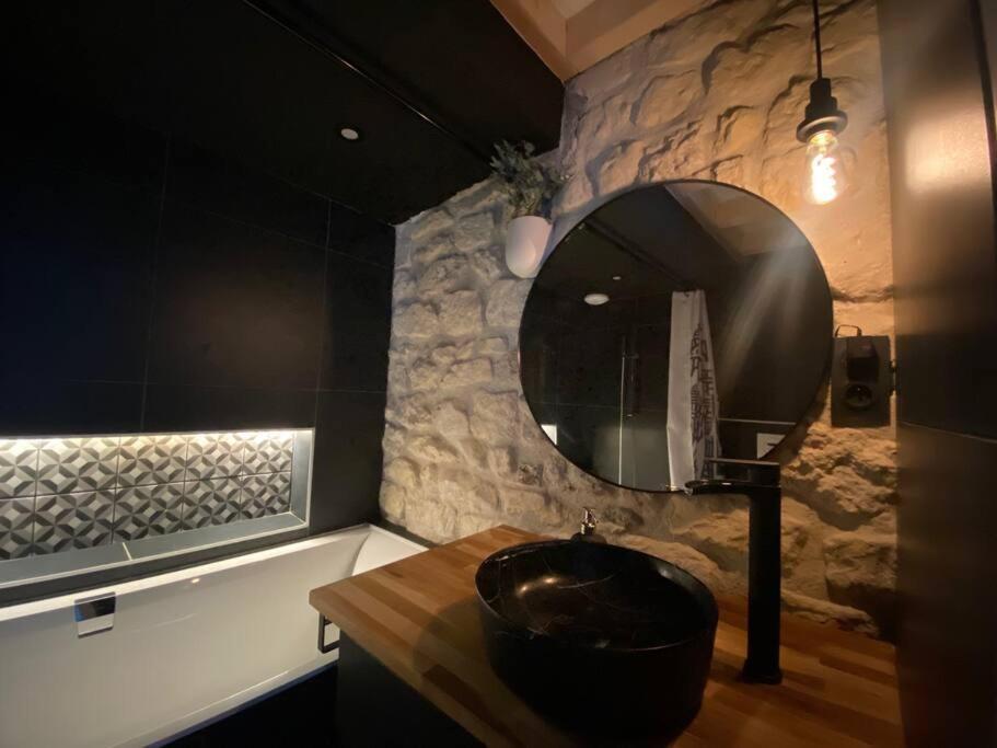 L'Audoniere, Aux Portes De Paris Apartman Saint-Ouen  Kültér fotó