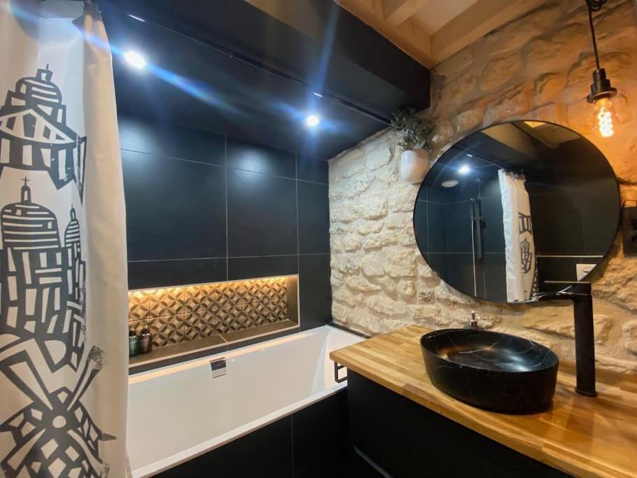 L'Audoniere, Aux Portes De Paris Apartman Saint-Ouen  Kültér fotó